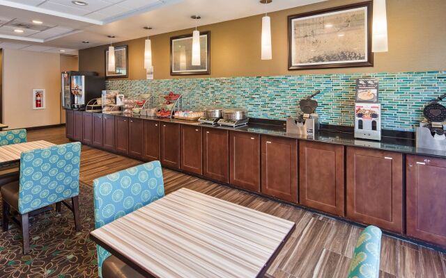 Wingate by Wyndham Harrisburg Near Hershey