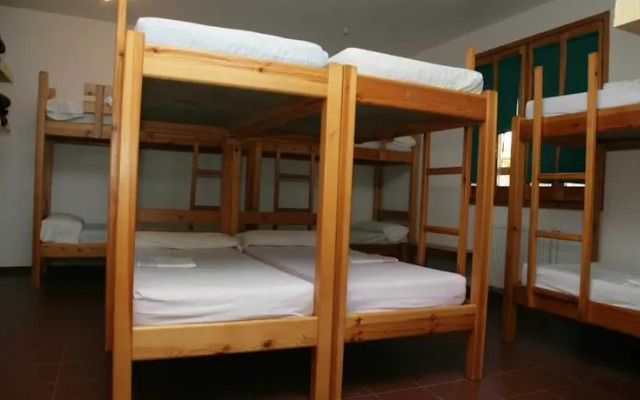 Albergue De Almedíjar