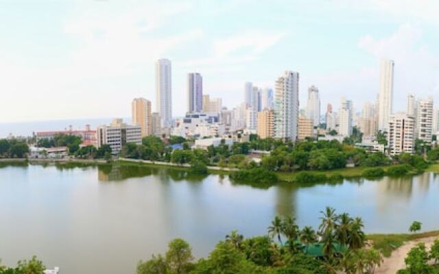 Beachfront Apartment 6 People 1105A