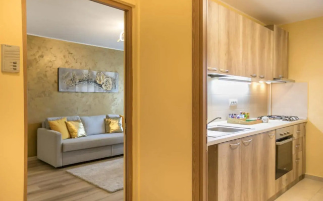 Golden Apartment Baneasa