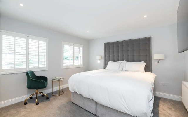 Albert Rooms