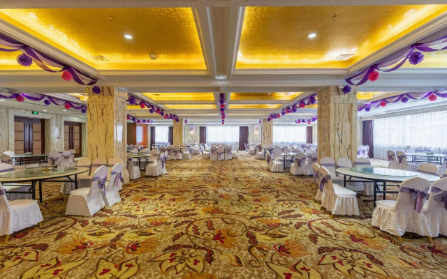 Changchi Hot Spring Hotel