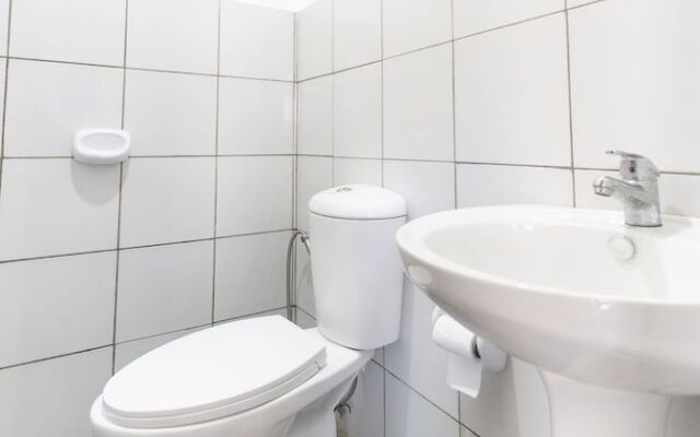 OYO 194 Treasure Point Bataan