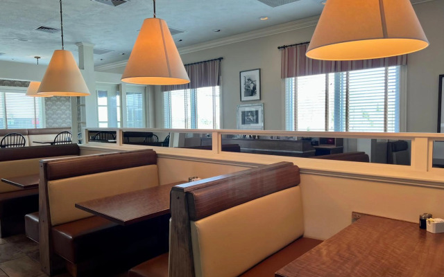 Atlantic Host Hotel, Trademark Collection by Wyndham