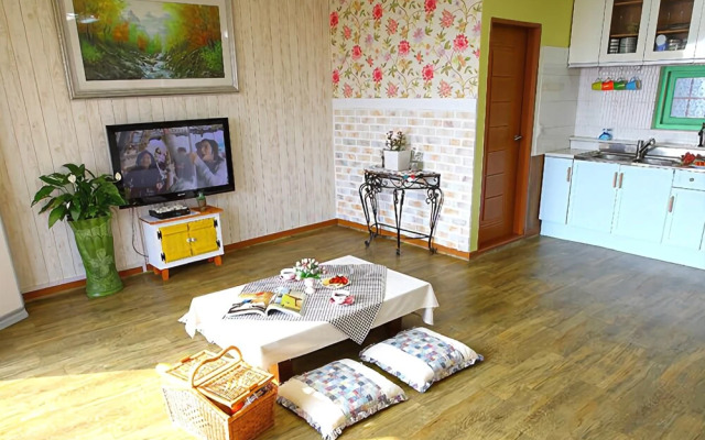 Anmyoendo Gomseom Simile Pension