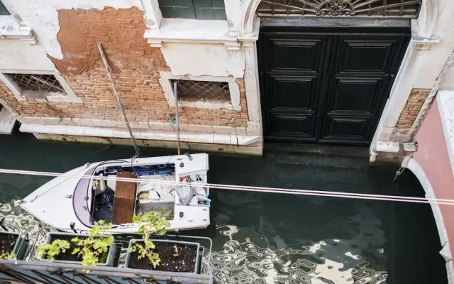 Rialto Corte dei Sansoni