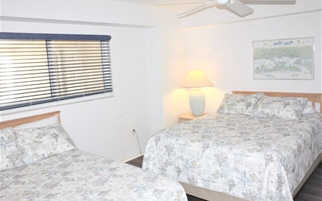 Jamaica Royale - 503 - 2 Br Condo