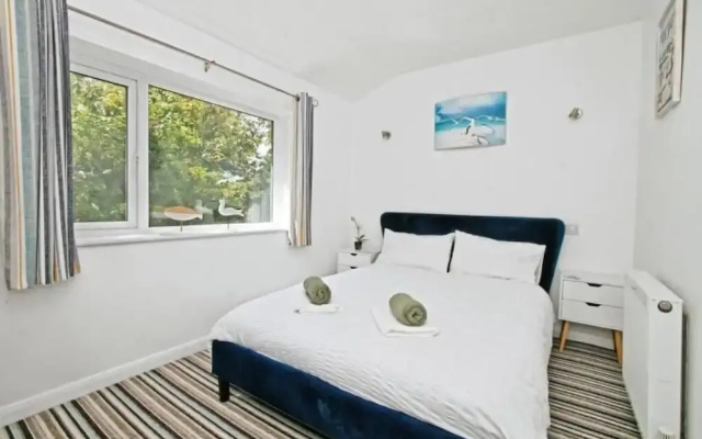 Atlantic Reach Cozy 2-bed With Parking
