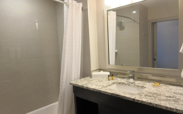 Best Western Plus Airdrie Gateway