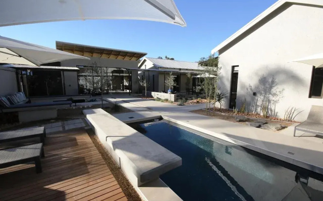 The Elegant Guesthouse