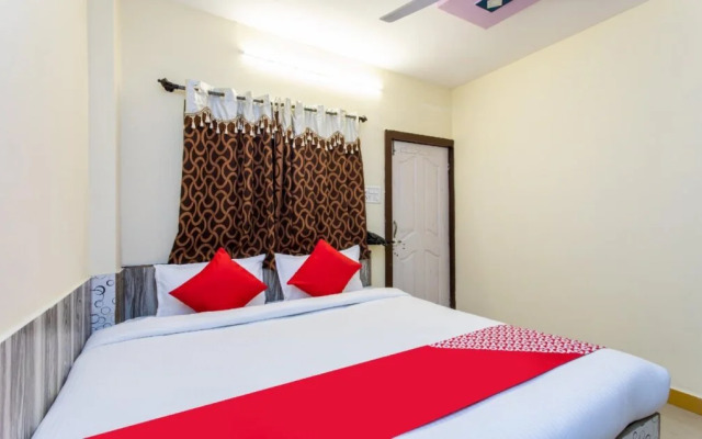 Oyo 28582 Sanjar Guest House