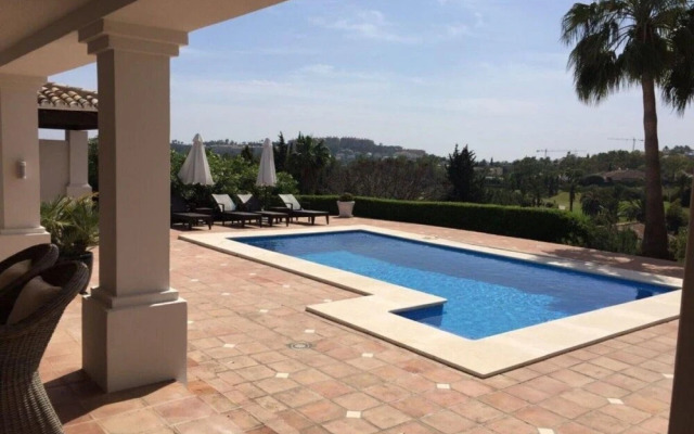 Villa in Golf Valley