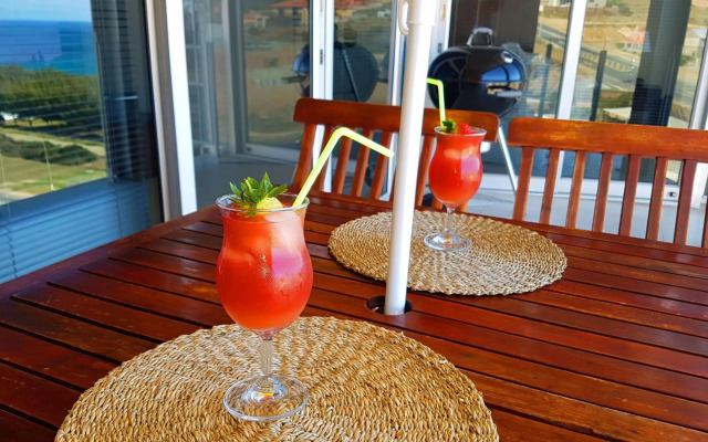 Nautica 708 Seaview Luxury Apartment