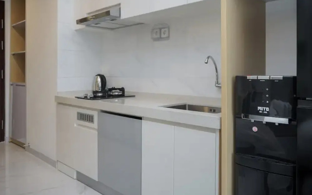 Fancy and Nice Studio at Sky House BSD Apartment