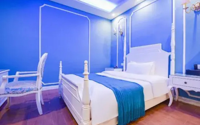 HIGIRLHOTEL