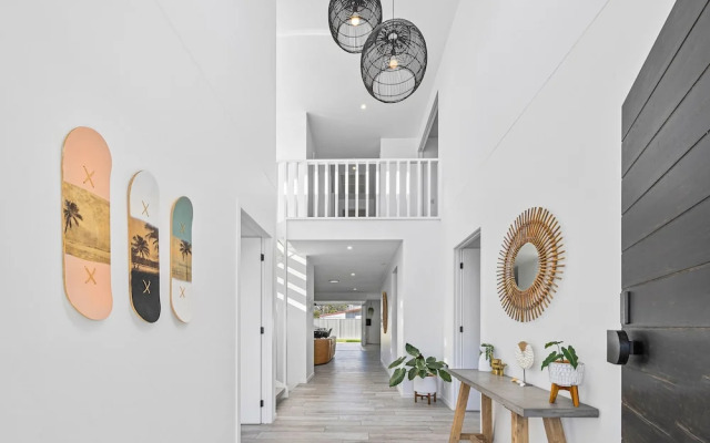 Beach Home in Burleigh Waters