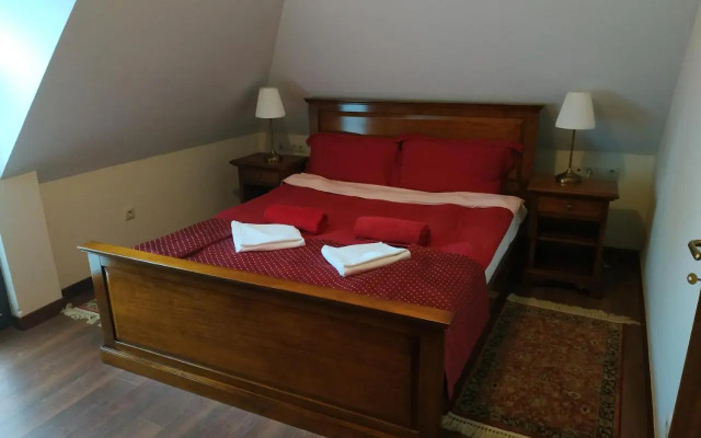 Szent György Villa Apartmanház