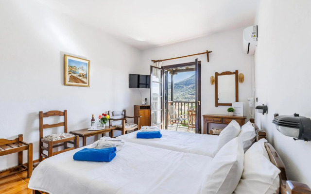 Hotel Dionyssos