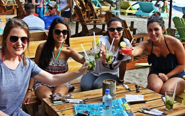 Banana Beach Hotel