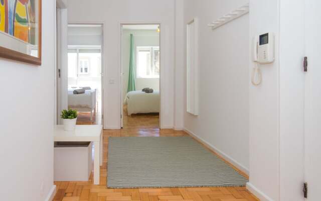 Liiiving in Porto - Downtown Delight Apartments