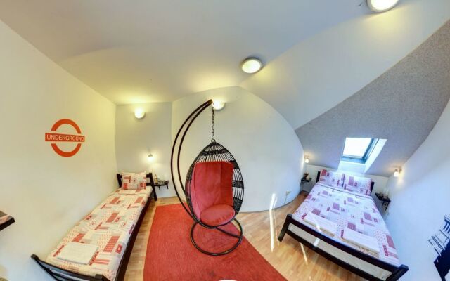 Hostel No9