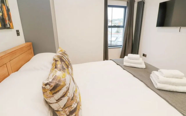 2 Salubrious Terrace