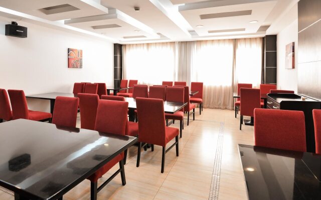 Shanghai Joyful Star Hotel