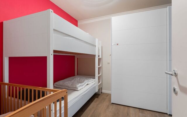 Spacious Ground Floor Apartment for Family