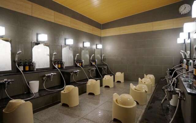 Hotel & Spa TOPOS Sendai Station - Caters to Men