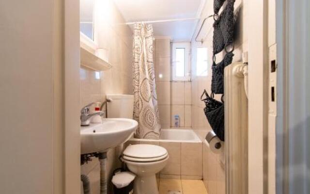 The Gallery Apartment