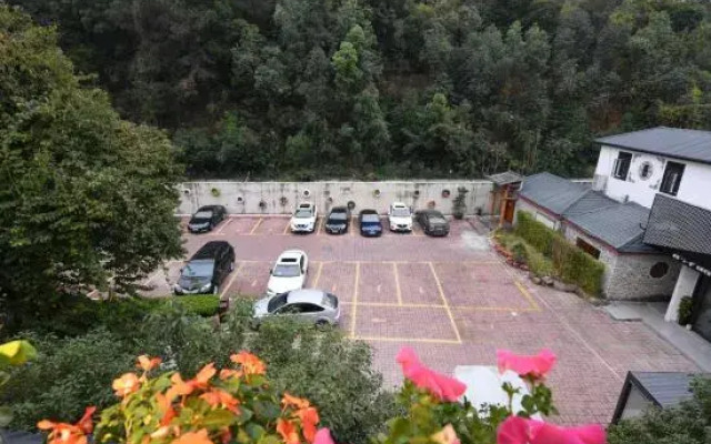 Xiaolu Smart Hotel (Zhaoqing East Gate Plaza, Qixingyan Scenic Area)