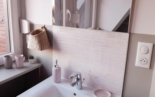 Stunning Apartment in the heart of Dambach La Ville