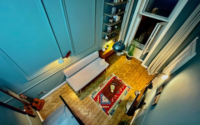 Lovely Vintage Budapest Studio