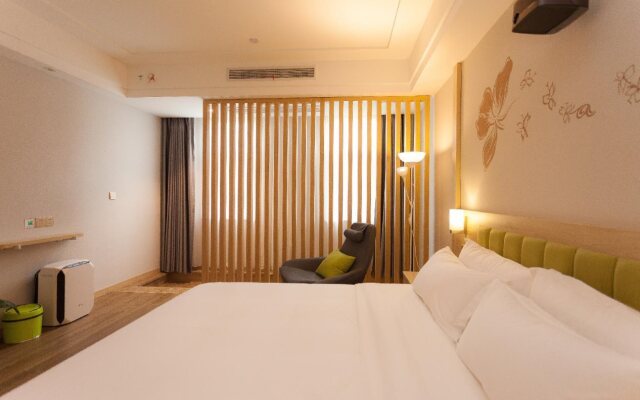 ibis Styles NT Shimao Plz