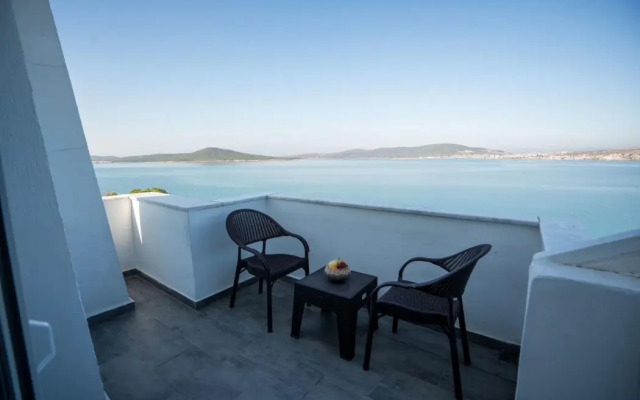 Camlik 87 Hotel Ayvalik