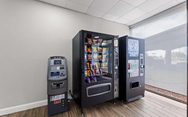 Best Western Mid-Cities Inn