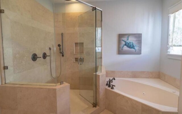 The Crystal Beach House - 1768742