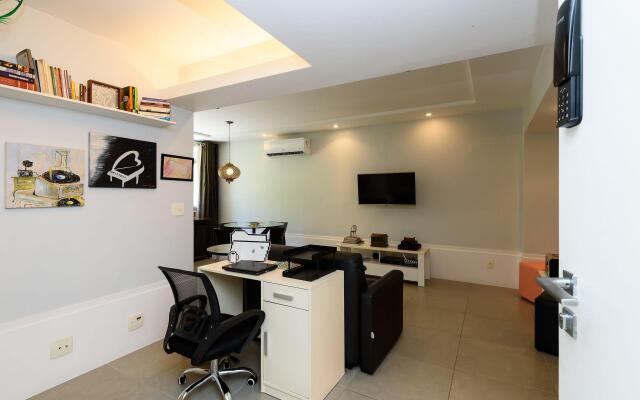 Moderno Apartamento a 260m da Praia | JC 64/201