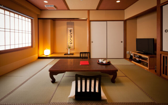 Ryokan Oomuraya