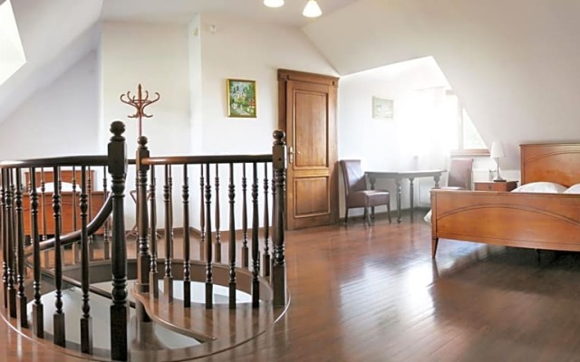 Sofia Bed - Breakfast