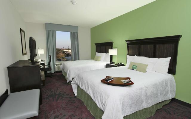 Hampton Inn & Suites Winnie