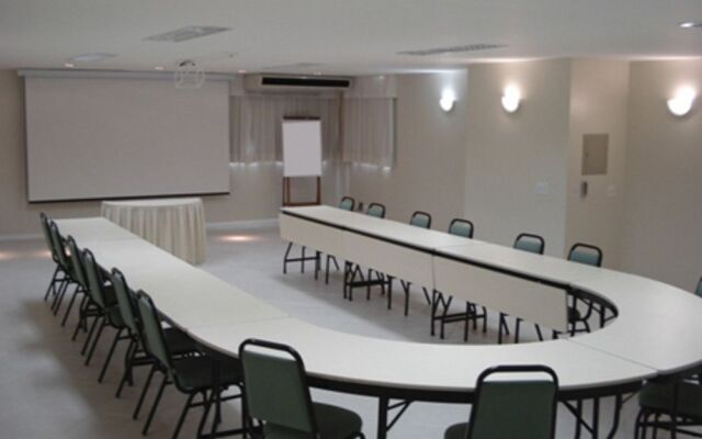 Bourbon Vitoria Hotel (Residence)
