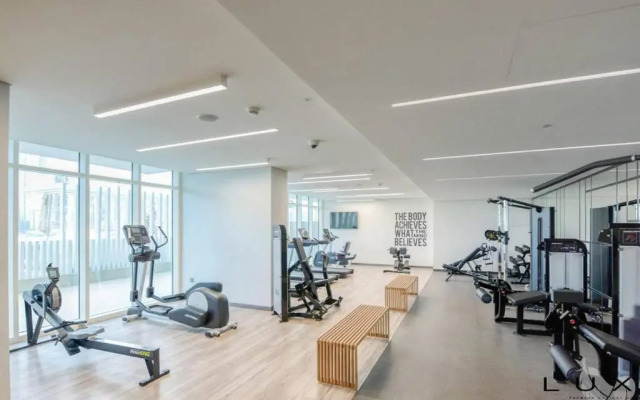 Emaar Beachfront, Luxurious 1BR Sunrise Bay, Marina