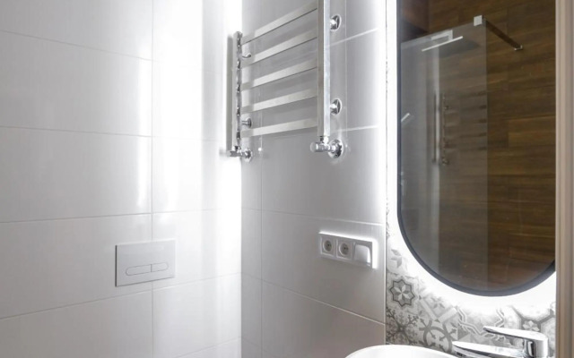 Royal apartment on Hmelnytskogo 37