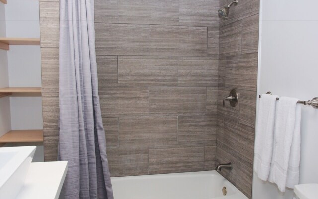 Charming 2BR near Beverly Hills by Sonder