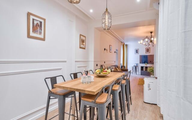 107 - Urban Luxury Opera Vinci