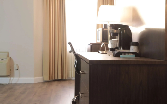 Best Western Laval-Montreal