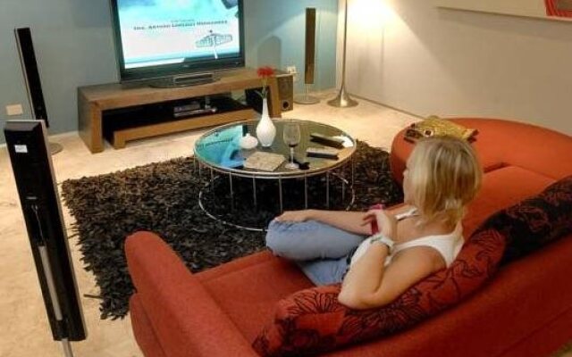 Magia Beachside Apartment by Bvr