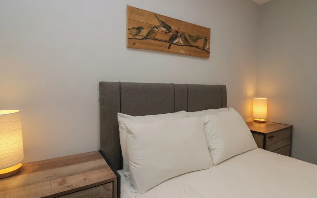 Apartment 6