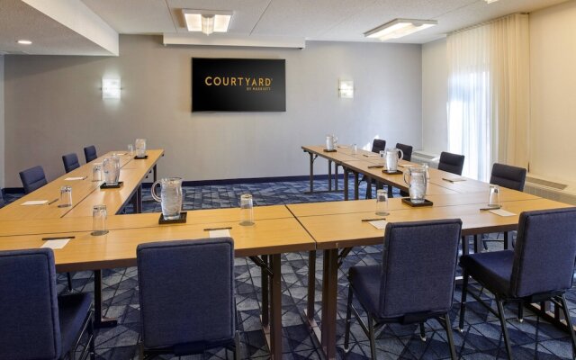 Courtyard Chicago Lincolnshire